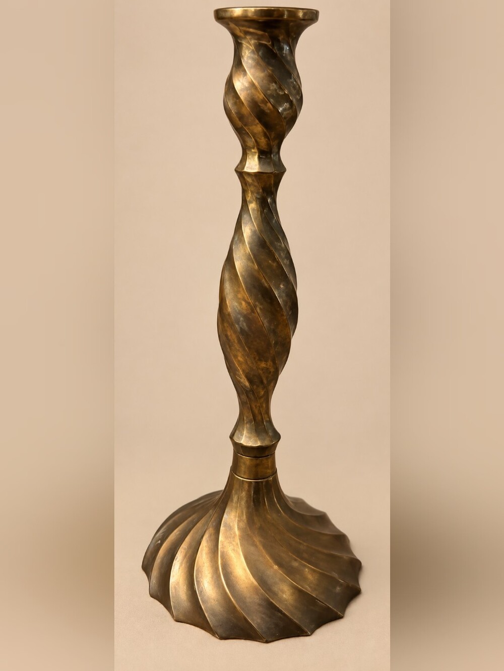 Vintage Brass Candlestick Holder Spiral Twist Fluted Base 8” Tall Patina